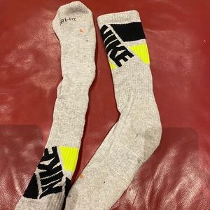 Nike Dri-Fit Crew Socks